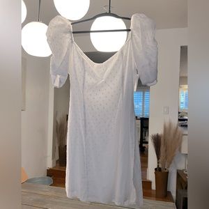 Sweetheart neckline white polka dots dress NWT